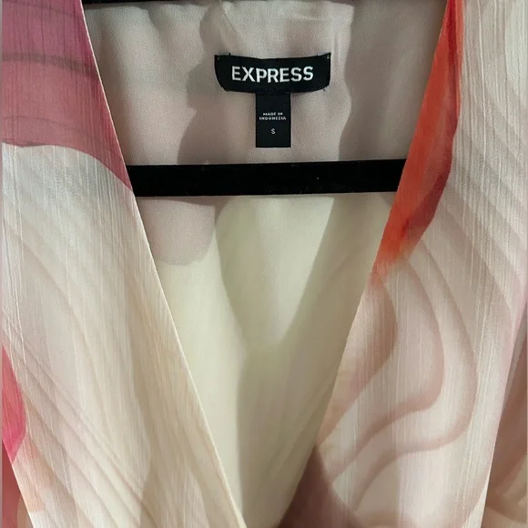 Express Women's Multicolor Sheer Sleeve Crop Top - Picture 5 of 5